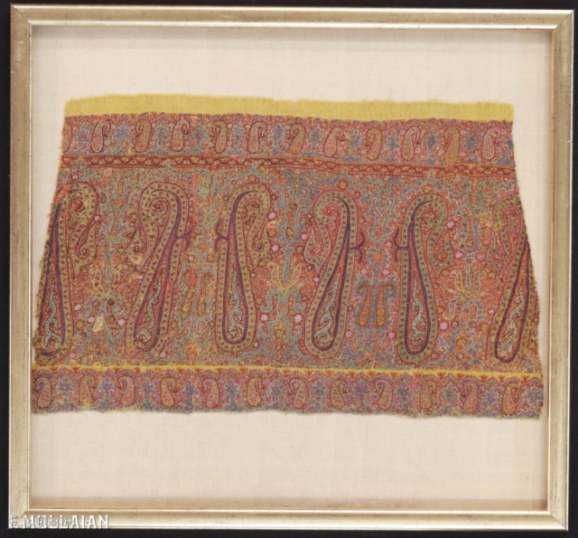 Nice Antique Indian Textile, 18th Century,
49 × 32 cm (1' 7" × 1' 0"),

The best price for Extra EU citizens/UE Companies: €1,188.00

           