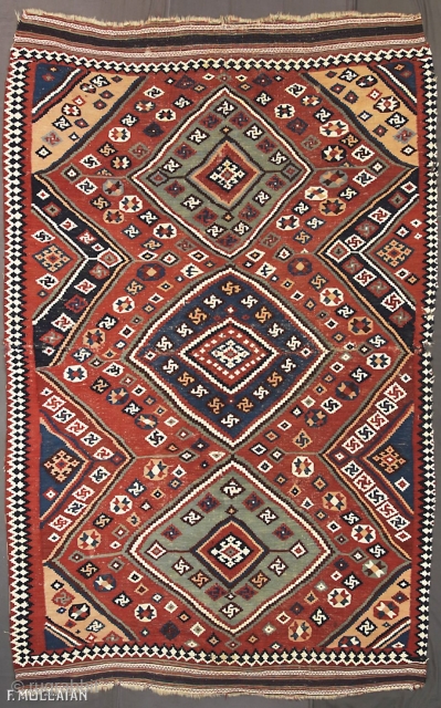 Lovely Kilim Kashkai (Qashqay) 1920-1950,

238 × 147 cm (7' 9" × 4' 9"),

The price for Extra EU citizens/UE Companies: €778.00,

This piece has a geometric design with lovely colors.     