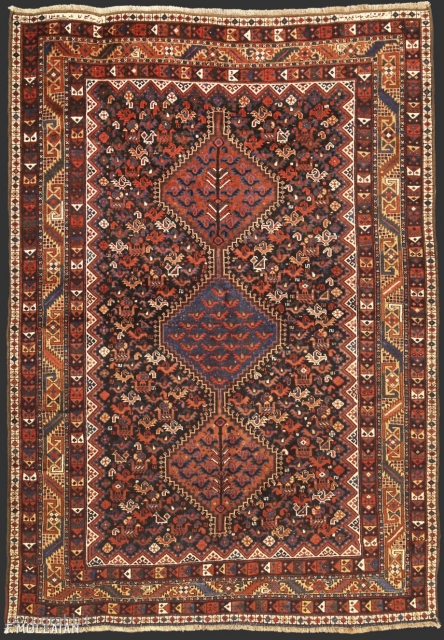 Beautiful Signed Antique Persian Khamse Rug, ca. 1900,

200 × 145 cm (6' 6" × 4' 9"),

Sign/Firma: ....1307                