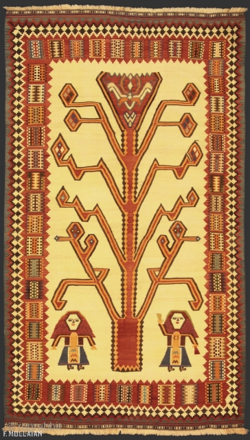 Antique Persian Kilim Kashkai (Qashqay), ca. 1940

278 × 160 cm (9' 1" × 5' 2")                  
