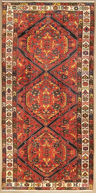 Antique Kalleh Bakhtiari Carpet, 1900-1920,

385 × 185 cm (12' 7" × 6' 0")                    