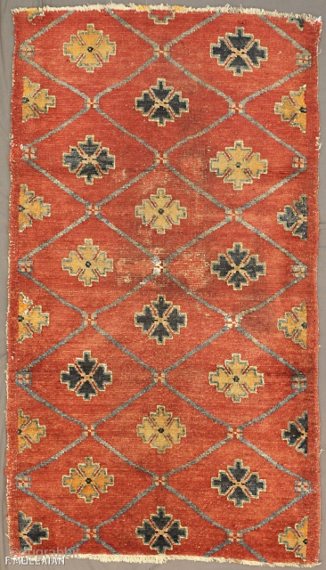 Beautiful Small Antique Chinese Peking Rug, 1880-1900,

150 × 87 cm (4' 11" × 2' 10"),


The price for Extra EU citizens/UE Companies: €532.79           