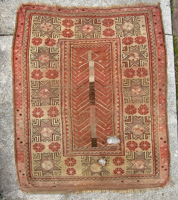 Old turkish. 3 ft 1 x 4 ft 2 inches. Decrepit but Ancient and interesting. $15 shipping in us.
              