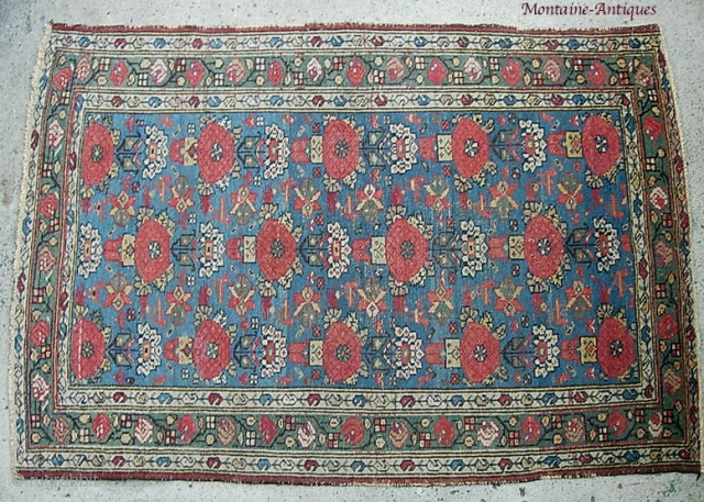 Small Hamadan with unique repeating design, 3.3 ft x 4.10  possibly 19th cent.   Great natural colors. Original  unrestored condition. Even pile shows some wear in places.    ...