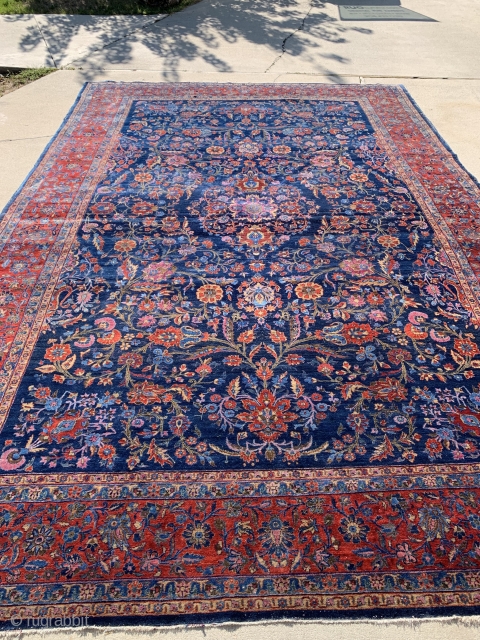 More pics available upon request. 10’8”x 16’2” Sarouk (a few people have been referring to this rug as a Kashan). Rug is in good condition. Has a small area of potential dry  ...