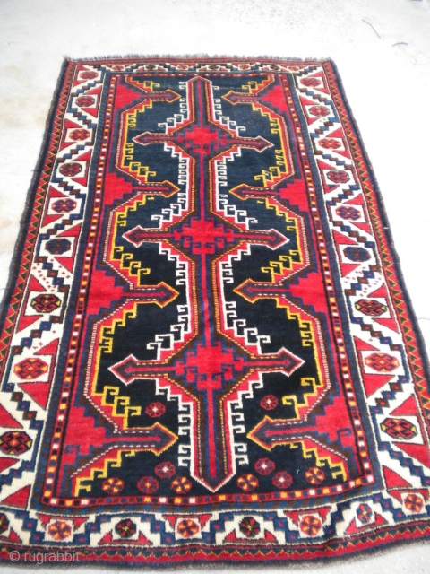 Here is a beautiful 1930's Luri rug, full pile, tip top shape, ready to go, size is 3'10"x6'8".               