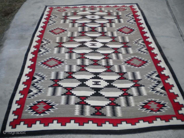 The Rug Pickers find as found: A vintage regional Navajo measuring 9x 12 in near mint condition...has a few spots that need to be removed....no bleeding, holes, tears, or old repairs.   ...