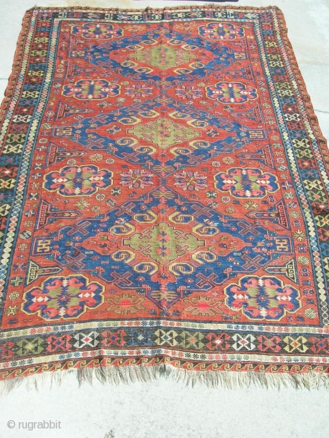 RUG-PICKER FIND AS FOUND:  AN EARLY 20TH CENTURY RUSSIAN SOUMAK IN VERY GOOD CONDITION.  THE SIZE IS 9'5"X6'10".  NO ANIMAL STAINS OR URINE SMELL.  THANKS FOR LOOKING!  