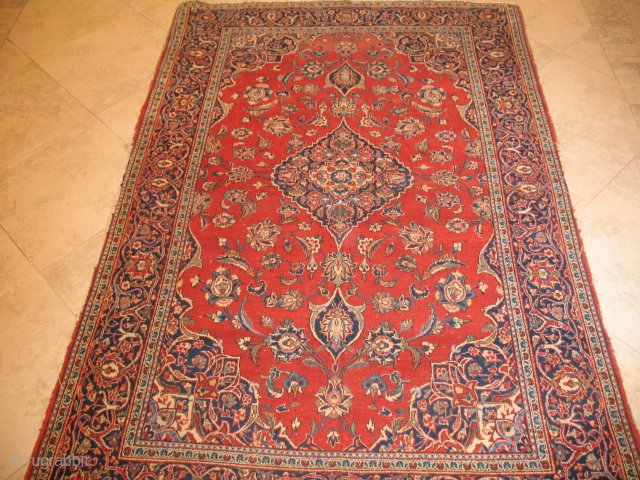 ANTIQUE KASHAN
CIRCA 1900
VERY GOOD CONDITION
SIZE : 131 X 220 
ITEM NO. 64
                     