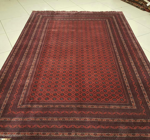 300x400cm
Buhara,%100 wool,very good condition                             