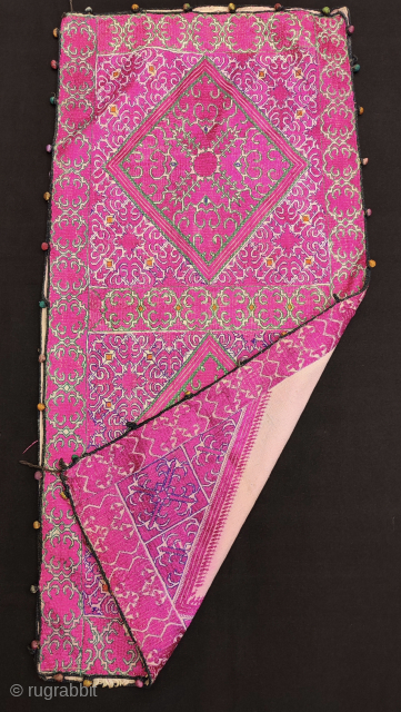 Kohistan Swat Valley Hand Embroidered Double Sided Tribal Pillow Cover.
Size; 38cm x 79cm.                    