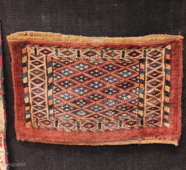 Small Turkmen Torba. Size: 9.5" x 14.5" - 24 cm x 37 cm                    