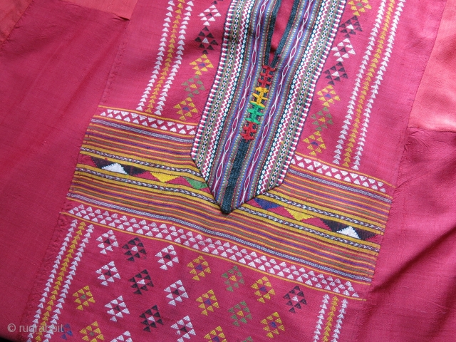 Turkmensahra Kelat-i Nadiri Turkmen tribal silk shirt.  Separate hand loomed silk pieces joined together. Even back side put together with 6-7 pieces. An Azeri tribal Shia Turkmen group living in Khoarasan  ...