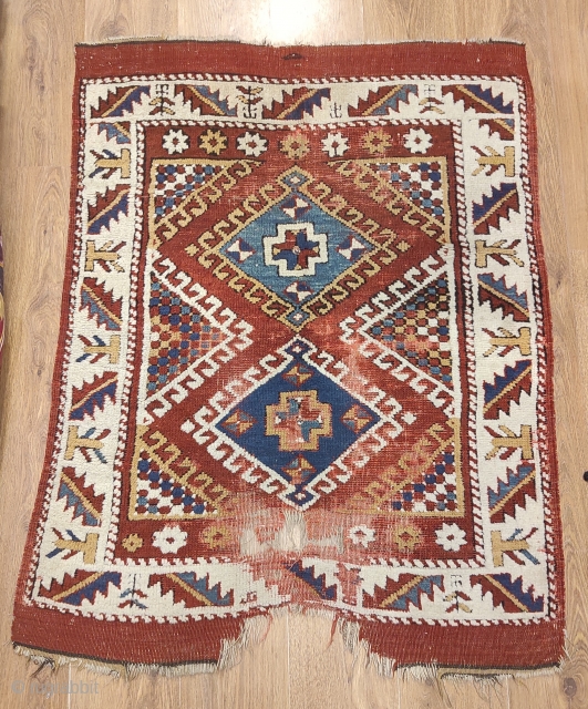 West Anatolian small rug. Used for praying. Circa late 19th. century. Size: 93 cm x 122 cm - 36.5" x 48"            