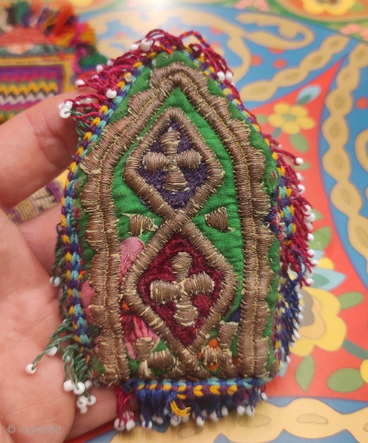 Mini vanity bags from Afghanistan. 
Size; As they are closed 5 cm x 6 cm.                  