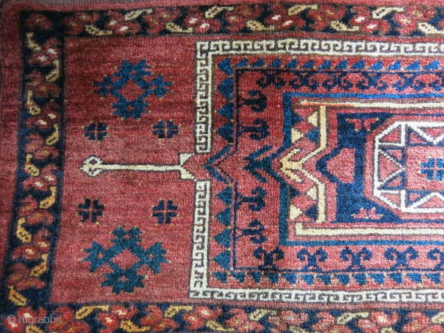 Turkmen Ersary torba, all wool natural colors and full pile. close up images show real colors. Circa 1900 - size : 60" X 17" - 152 cm X 43 cm   