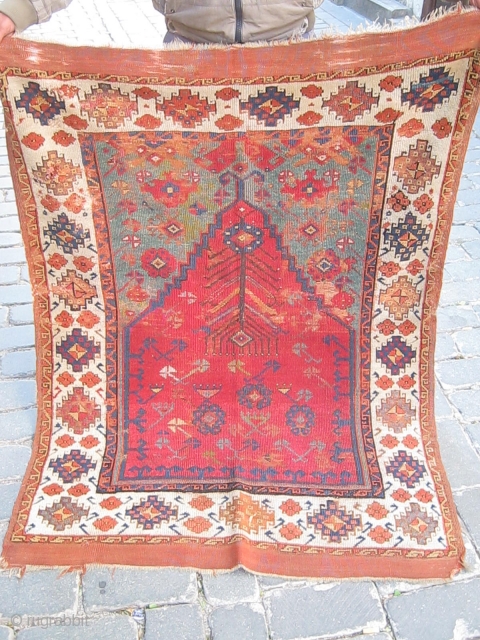 Central Anatolian Rug.Size:130x111cm                              