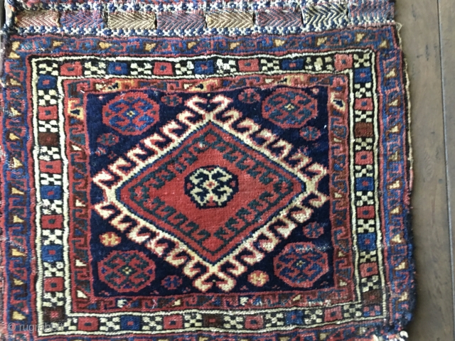 Lovely small Antique Luri or Qashquai Bagface in very good original condition. Complete with all saturated natural colors and full pile. Size: 21"X 18" or 53cm X 46cm. Professionally washed. Shipping included  ...