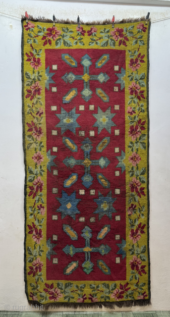 Fabulous Hand Knotted Very Interesting Unusual European? Old Wool Rug.Size 202x93 Cm.Low Pile In Some Areas Kindly See Pictures Carefully Please.Contact For More Info And Price Nabizadah_carpets@yahoo.com      