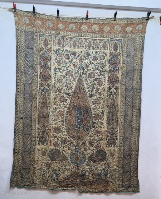 Antique Fabulous Block Printed Kalamkar Fabric Textile Cloth.Size 165x120 Cm.Some Damages Kindly See Pictures Carefully Please.Contact For More Info And Price Please Nabizadah_carpets@yahoo.com          