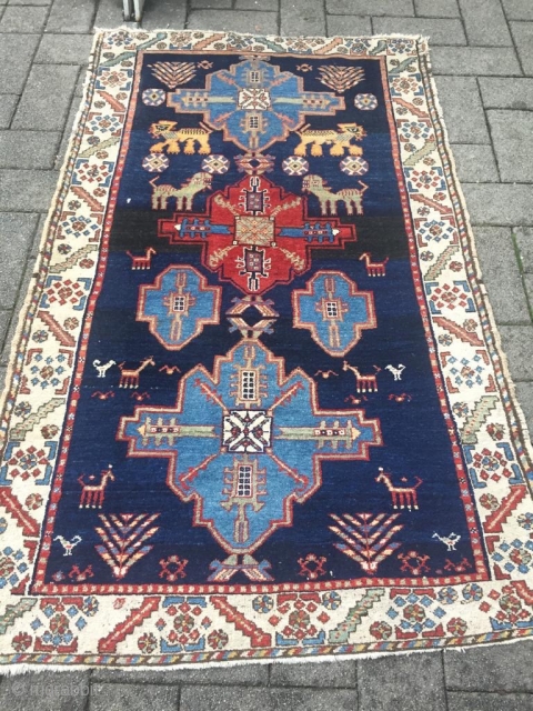 A charming antique Persian Bakhtiary tribal rug with animals, size: 195x120cm / 6'4''ft x 4ft                  