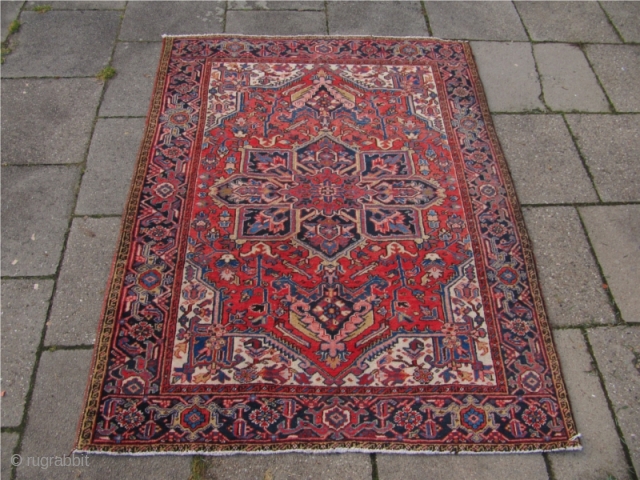 Antique Persian Heriz rug, rare small size: ca190x150cm /6'2'' x 4'9'' Age: ca.1920. Good condition                  