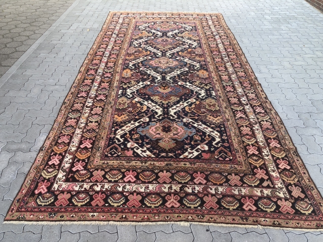 Large antique Caucasian rug, very decorative. Size: 435x210cm / 14'3''ft x 6'9''ft                     