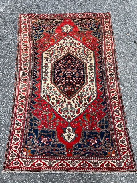 A fine antique Persian Saruk Ferahan rug, age: 19th century. Size: ca. 190x120cm / 6’3ft by 4ft  http://www.najib.de              