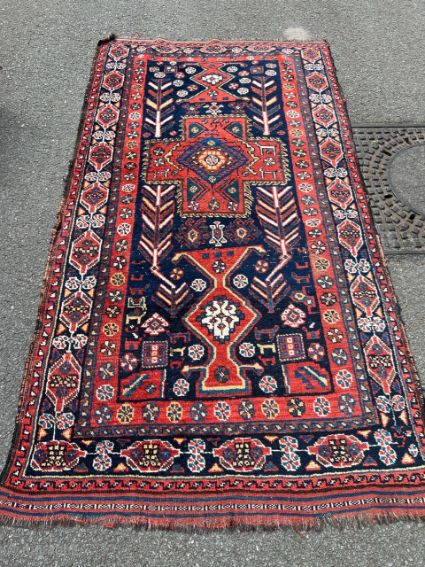 Antique Luri tribal rug displaying a doublesided vase design. Size. Circa 225x125cm / 7‘4ft by 4‘1ft http://www.najib.de                