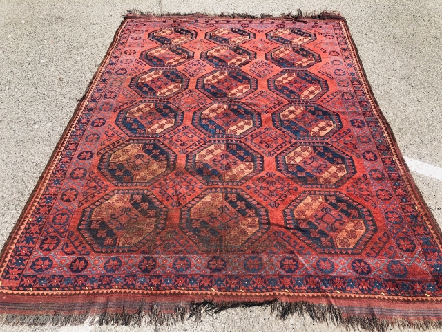 Antique Turkmen Ersari main carpet, Amu Darya region, 19th century. Size: 275x210cm / 9ft by 7ft, some wear but still a lovely piece.          