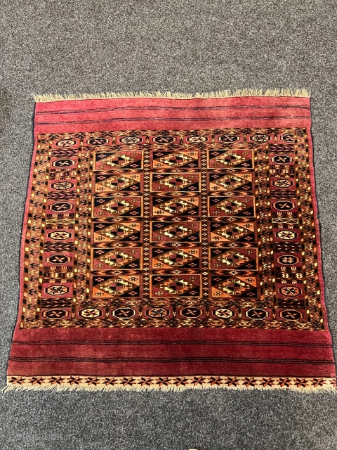 Antique Turkmen Tekke dowry rug. Age: 19th century, all natural dyes. Squarish Size 97x97cm / 3‘2ft by 3‘2ft http://www.najib.de              