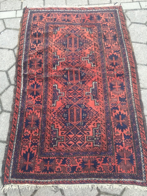 Antique Baluch rug with beautiful "crab" border. Size:150x98cm / 4'9''x3'2''ft www.najib.de                      