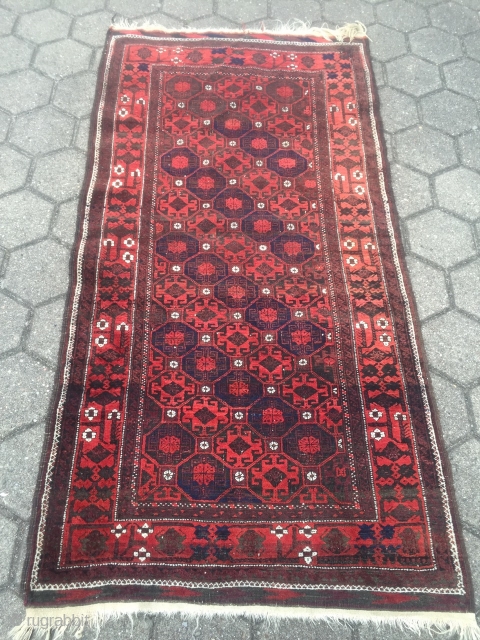Antique Baluch rug, size: ca. 200x97cm / 6'5''ft x 3'2''ft www.najib.de                      
