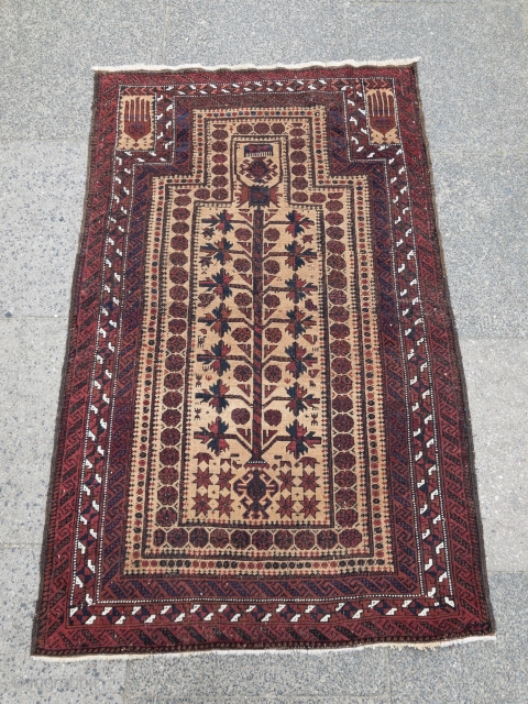 Very nice antique Baluch prayer rug, size: 142x90cm / 4'6''ft x 3ft                     