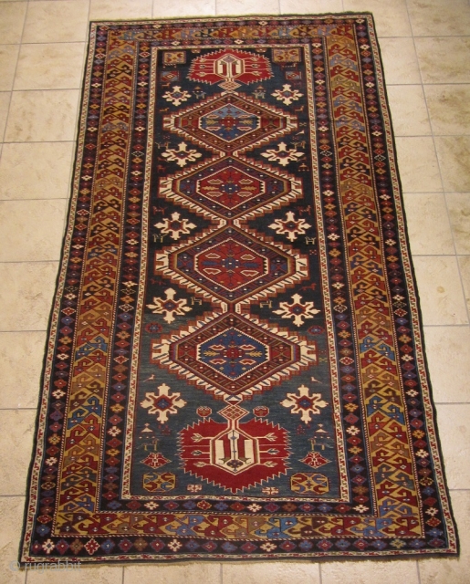 Beautiful antique Caucasian Shirvan rug. 19th century. Good overall condition. size: ca 260x140cm / 8'5'' x 4'6''                