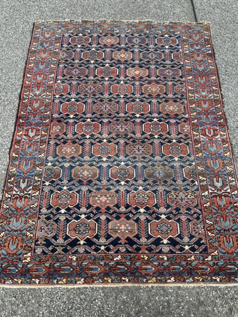 A fine antique Persian Malayer rug. The design can often be seen in Afshar rugs. Size ca. 190x140cm / 6‘3ft by 4‘6ft           