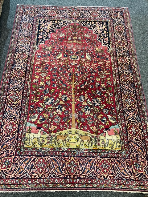 A fine antique Persian Isfahan rug, beautiful tree of life Design. Size ca. 210x145cm / 6’9ft by 4’7ft http://www.najib.de              