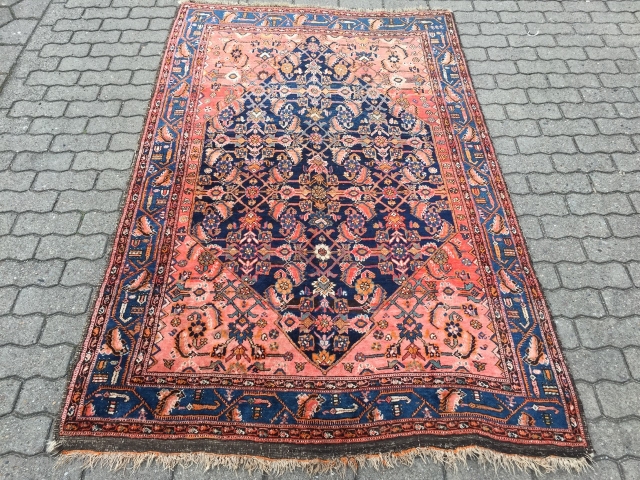 Fine antique Persian Bidjar rug on wool foundation, size: ca. 210x135cm / 6'9''ft x 4'4''ft                  