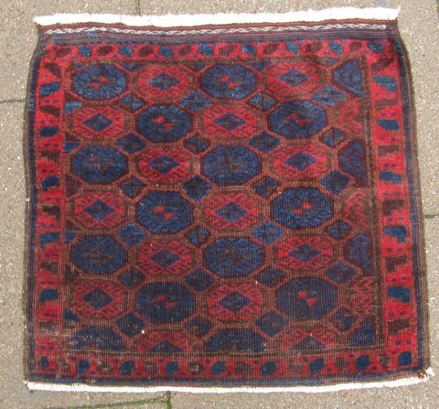 Very nice antique Baluch bagface. size: 63x57cm / 2'1''ft x 1'9''ft                      