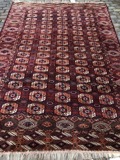 Antique Turkmen Tekke Main carpet, so-called Tekke "Buchara". Size: 330x220cm / 10'8''ft by 7'2''ft. Age: end of the 19th century             