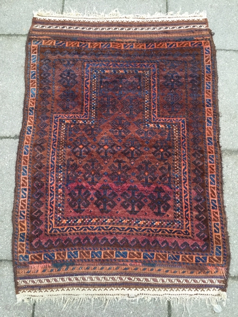 Antique Timuri Baluch prayer rug with glossy wool, size: ca. 125x85cm / 4'1''ft x 2'8''ft                  