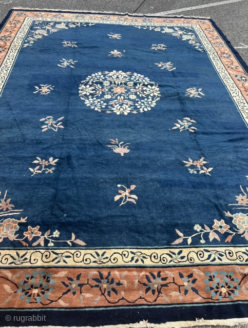 Antique Chinese Peking rug. Very decorative, beautiful blue field color, salmon border. Age: circa 1900, size: ca. 405x310cm / 13’3ft by 10’2ft , some localized wear. www.najib.de      