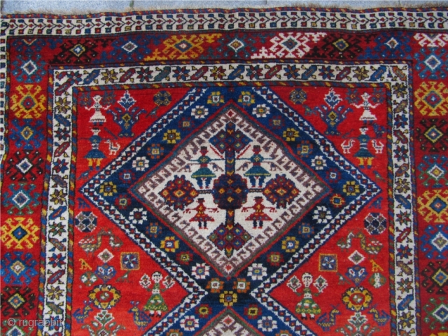 Antique Southwest-Persian Luri-Qashqai tribal rug. Lovely details like people and animals. 19th century. Size: 275cm x 150cm / 9'1'' x 5'' www.najib.de           