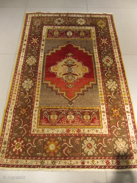 ref: S334, Kersheyir, Anatolian rug, 20th century, perfect condition
size: 1.75 X 1.10  /  5' X 3'               