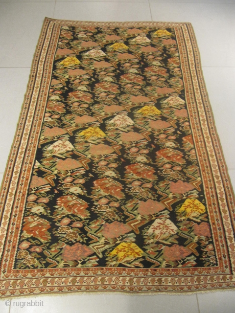 aj) Senneh kilim persian, 19th century, perfect condition
size: 1.90 X 1.25 / 6' X 4'                  