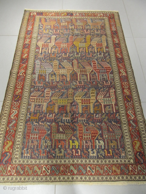 ref: S1762 /  Caucasian soumak antique ,early 20th century, perfect condition
size: 185 X 120  /  5' X 3'            