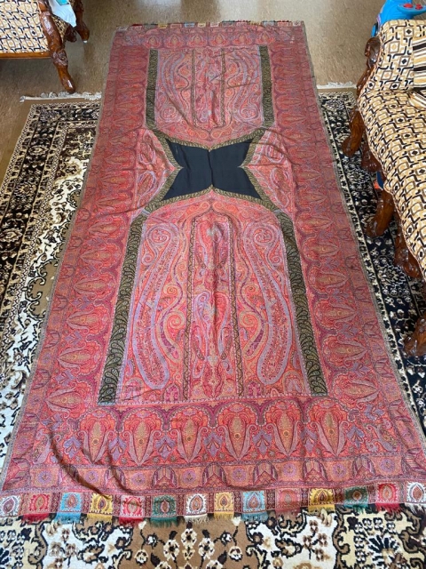 Exceptional antique Kashmir shawl dated 1850 in very good condition and fine weave bright  Colour . I ship it would wide by DHL express shipping is exclusive the price.   