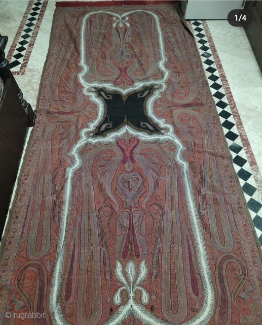 Beautiful antique kashmir shawl in excellent condition. Fine colours.
9.5 feet long 4 feet wide.
Thanks
                   