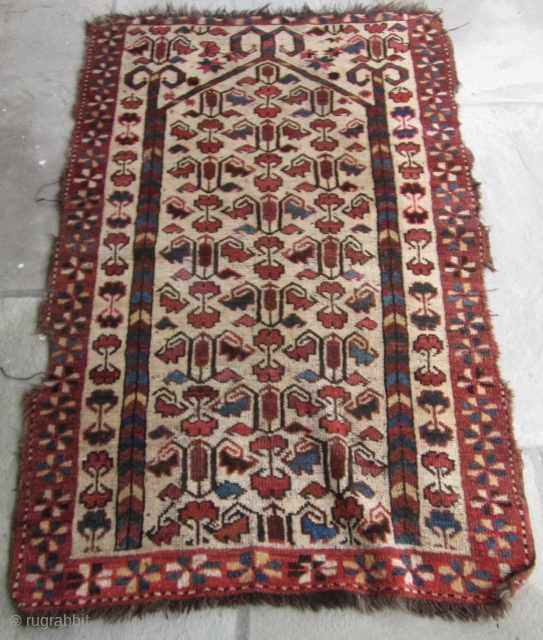 Central Asian Middle Amu Darya prayer rug.                          