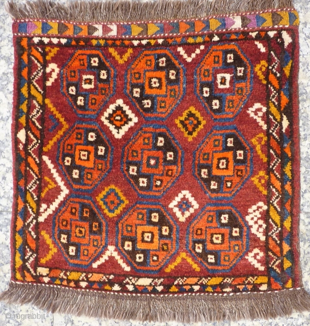 Cheerful Uzbek bag front with soft long wool. Nice original kilim end. 65x63 cms                   